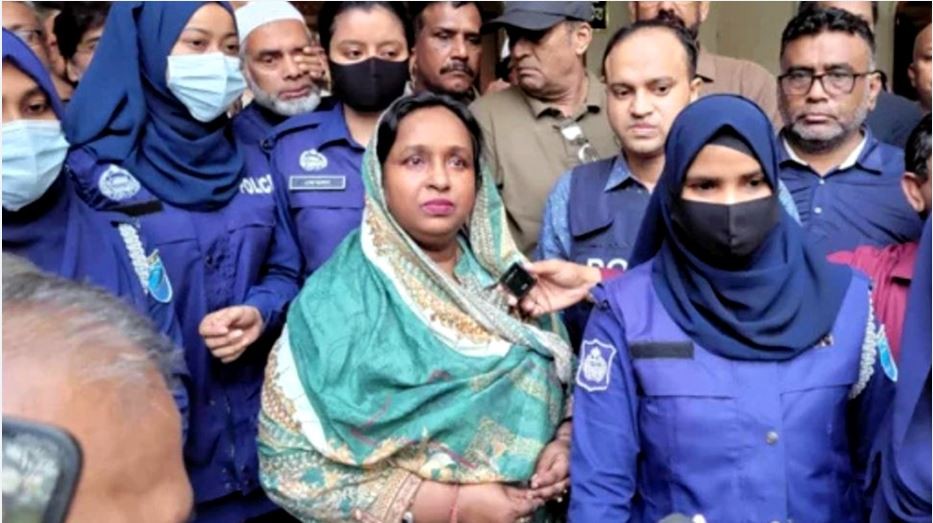 ৫ মামলার আসামি সাবেক মেয়র আইভীর জামিন স্থগিত